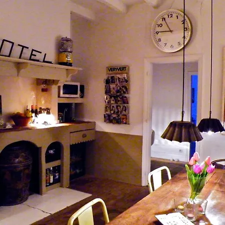 La Maison De Louna فندق مبيت وإفطار *